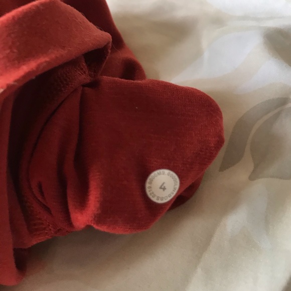 Cayenne Lululemon Align Legging - Picture 4 of 5